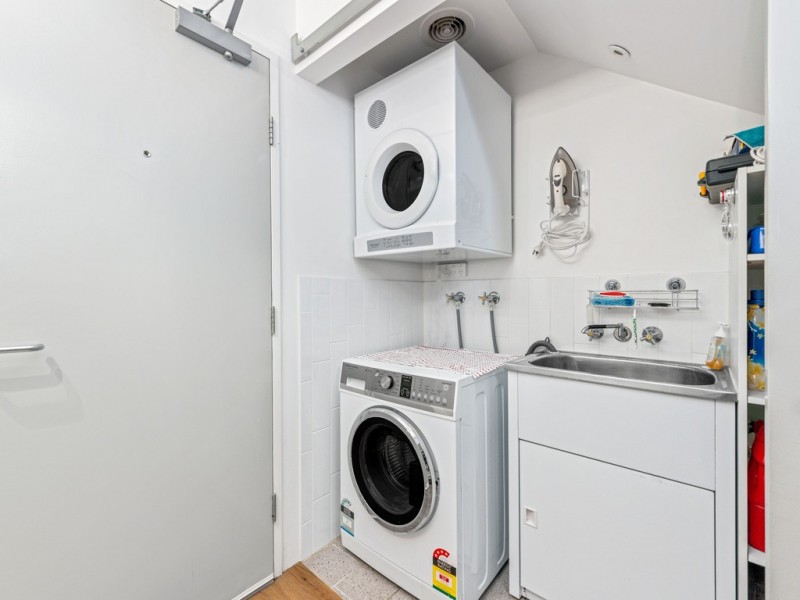 330/8 Skyring Terrace, Teneriffe QLD 4005