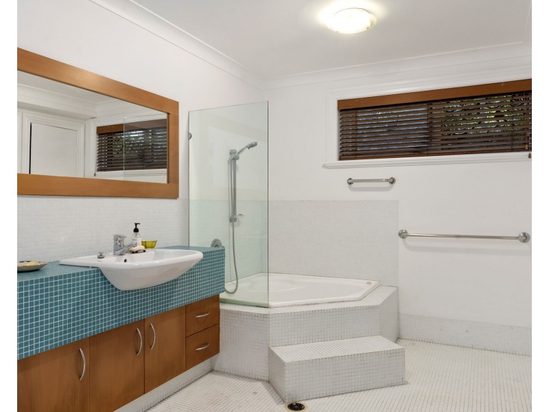 26 Charles Street, New Farm QLD 4005