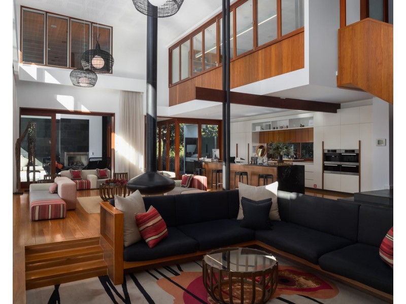 1 Wybelenna Street, Brookfield QLD 4069