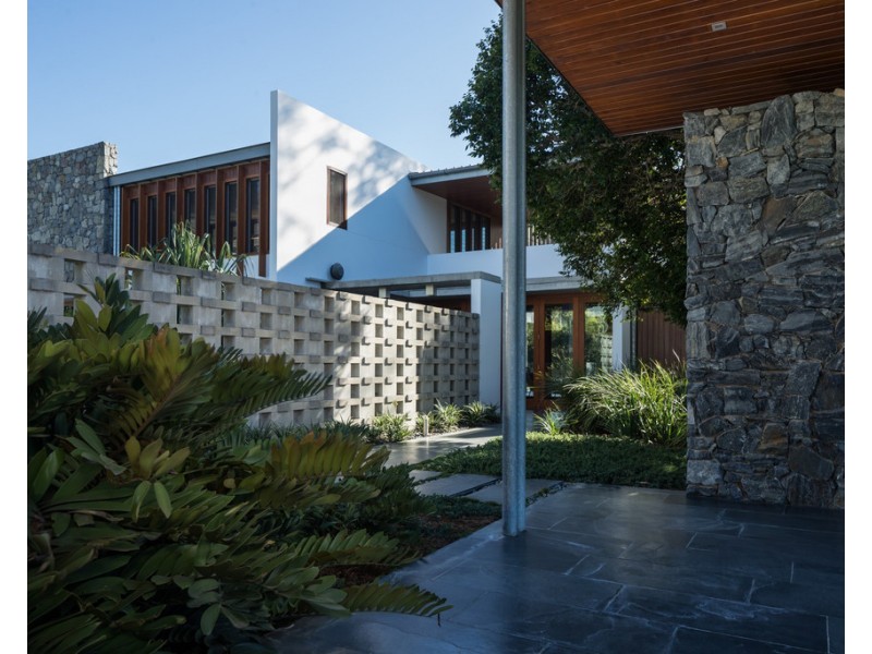 1 Wybelenna Street, Brookfield QLD 4069