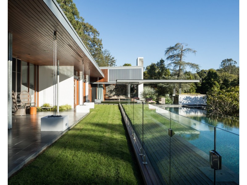 1 Wybelenna Street, Brookfield QLD 4069