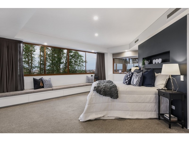 59 Teneriffe Drive, Teneriffe QLD 4005