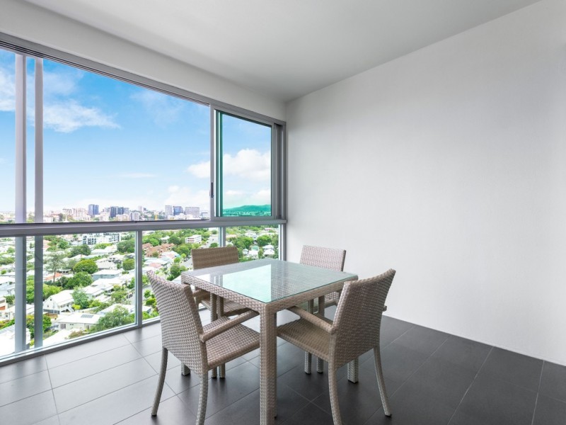 1402/18 Thorn Street, Kangaroo Point QLD 4169