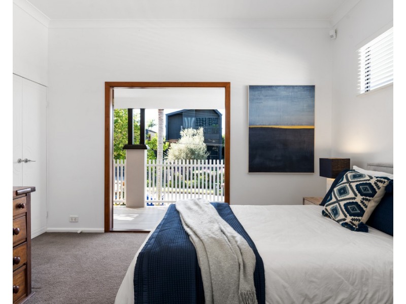 32 Bulimba Street, Bulimba QLD 4171