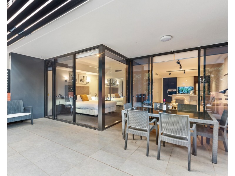 Courtyard/9 Edmondstone Street, South Brisbane QLD 4101