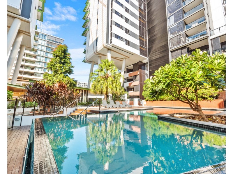 Courtyard/9 Edmondstone Street, South Brisbane QLD 4101