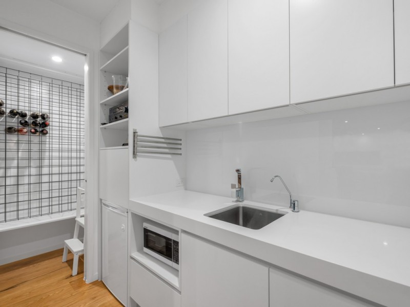 60 Brown Parade, Ashgrove QLD 4060