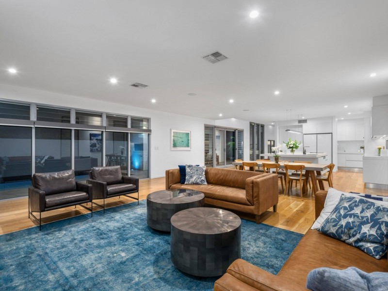 60 Brown Parade, Ashgrove QLD 4060