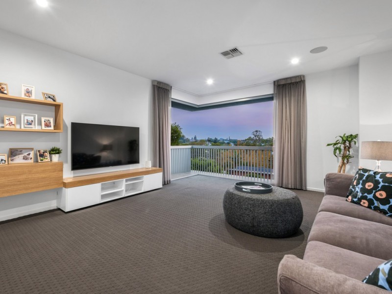 60 Brown Parade, Ashgrove QLD 4060