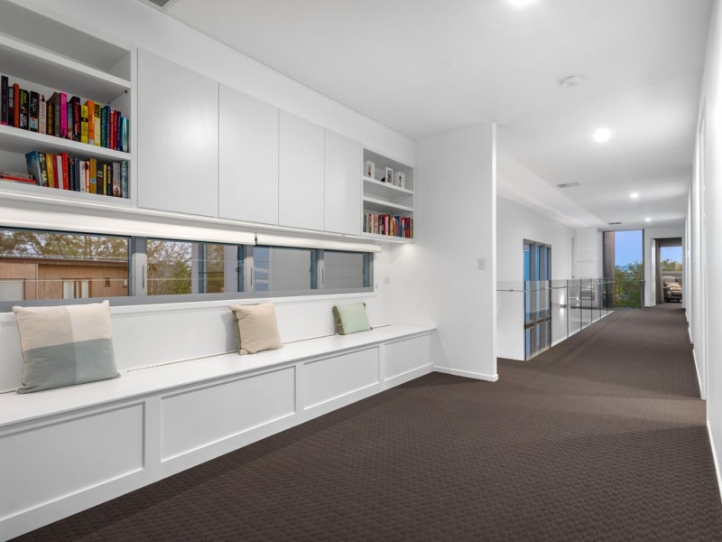 60 Brown Parade, Ashgrove QLD 4060