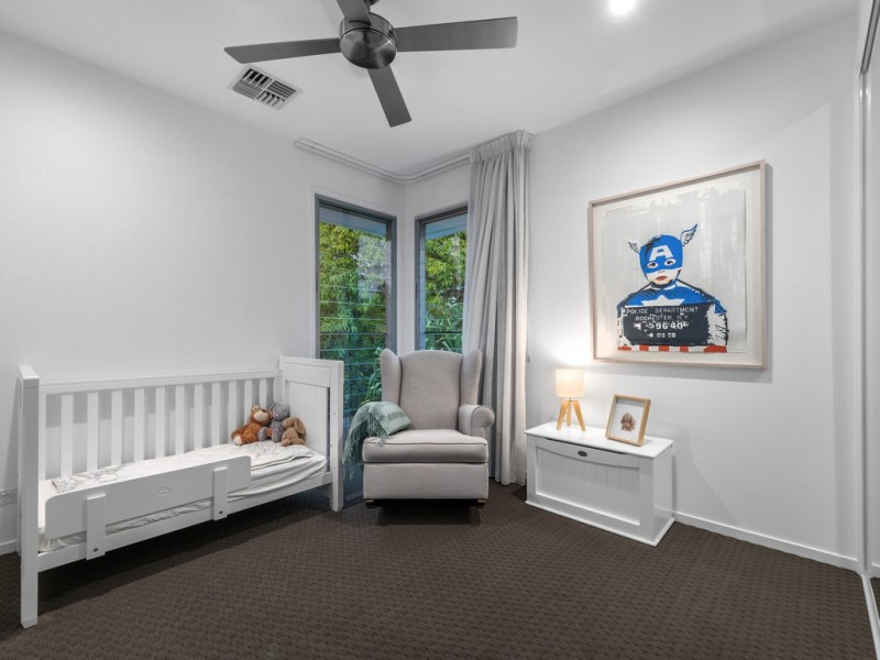 60 Brown Parade, Ashgrove QLD 4060