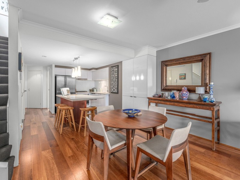 80/39 Vernon Terrace, Teneriffe QLD 4005