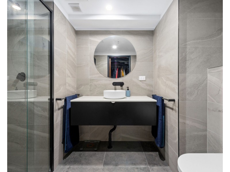 115/54 Vernon Terrace, Teneriffe QLD 4005