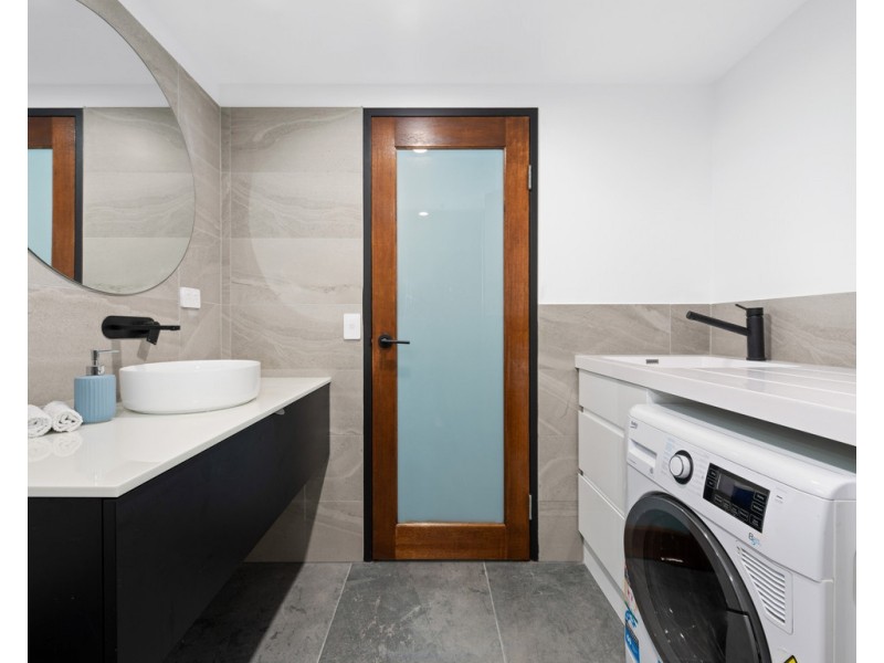 115/54 Vernon Terrace, Teneriffe QLD 4005