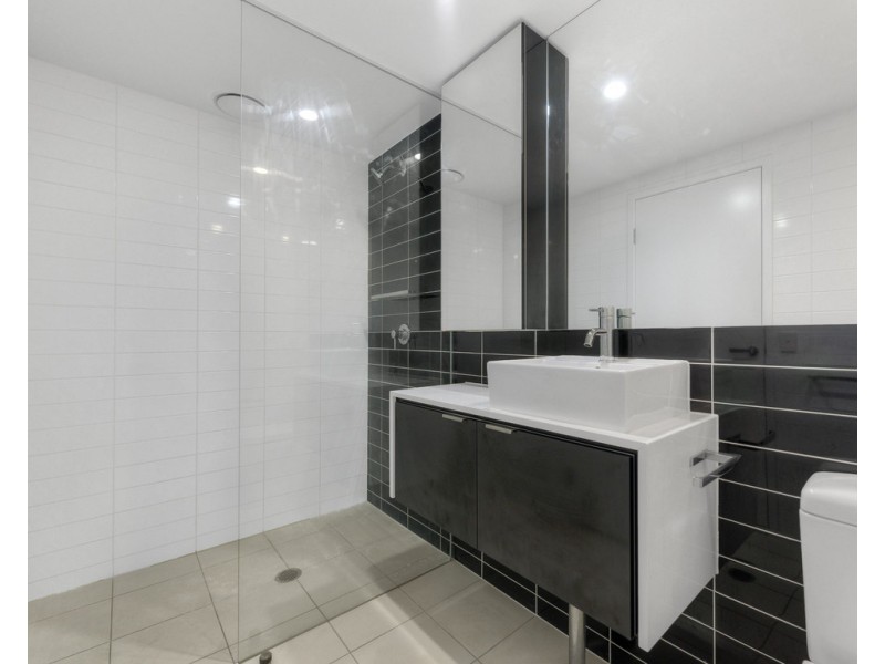 711/8 Jeays Street, Bowen Hills QLD 4006