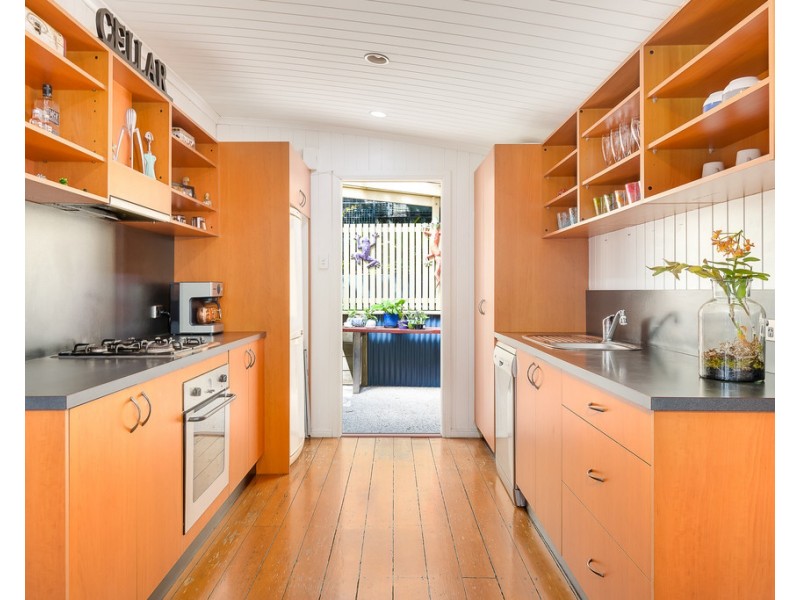 16 Atkins Street, Red Hill QLD 4059