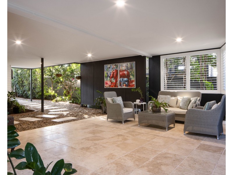 53 Hipwood Road, Hamilton QLD 4007