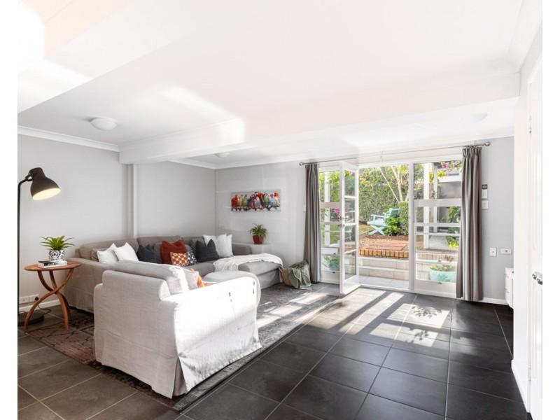 53 Hipwood Road, Hamilton QLD 4007