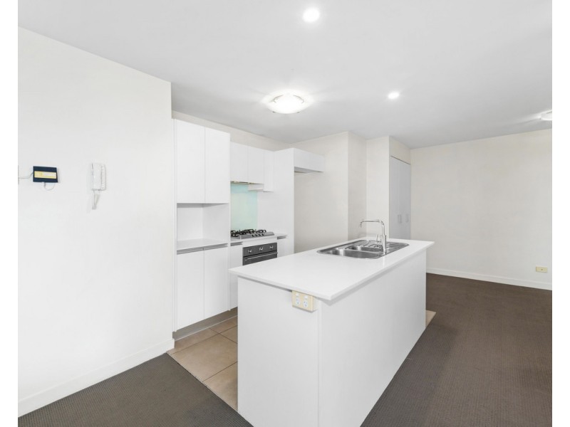 2109/92 Quay St, Brisbane City QLD 4000