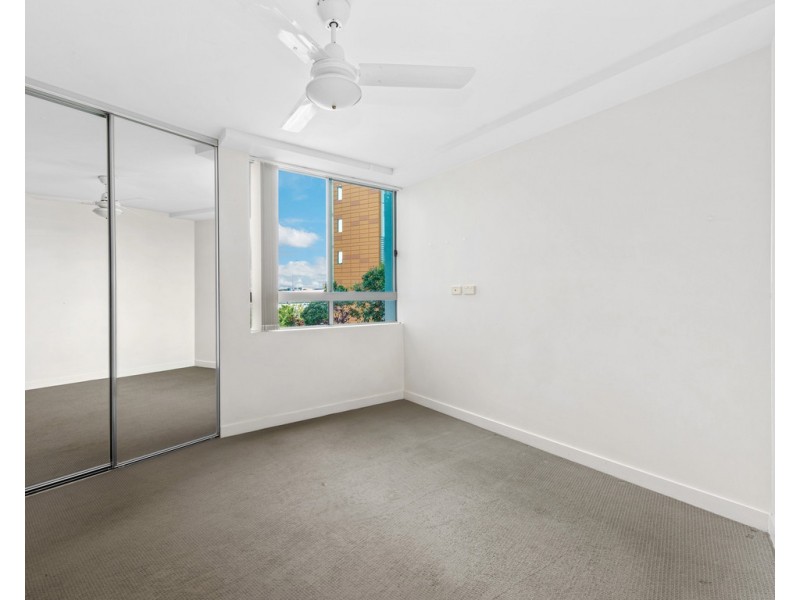 2109/92 Quay St, Brisbane City QLD 4000