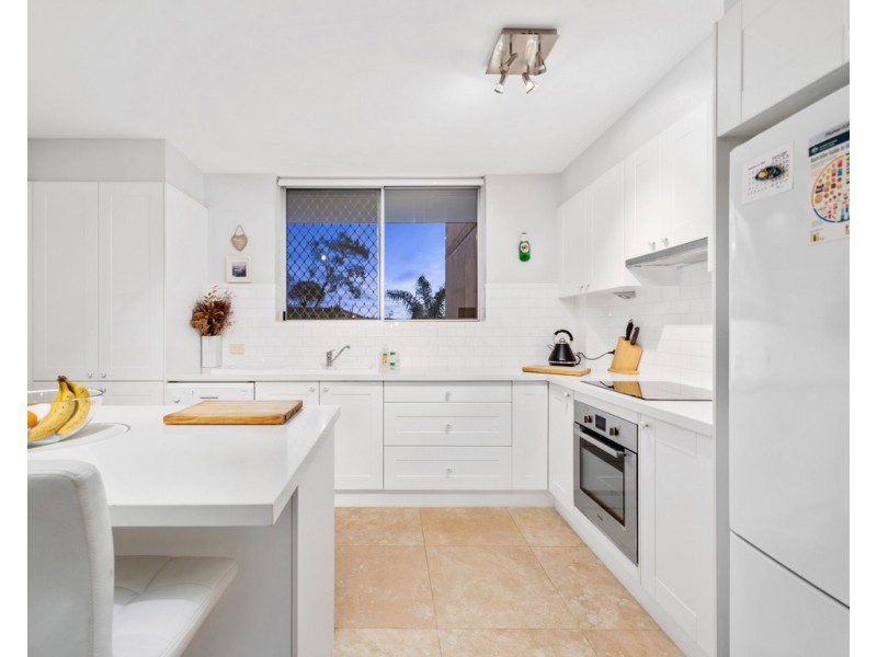 11/61 Rialto Street, Coorparoo QLD 4151