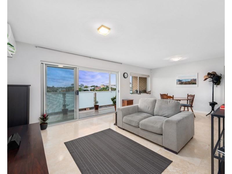 11/61 Rialto Street, Coorparoo QLD 4151