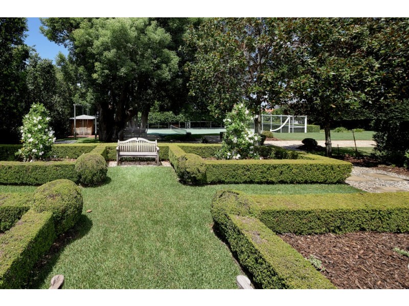 14 Sutherland Avenue, Ascot QLD 4007