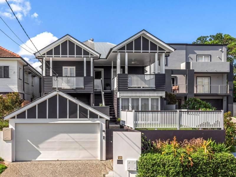 8 Suvla Street, Balmoral QLD 4171