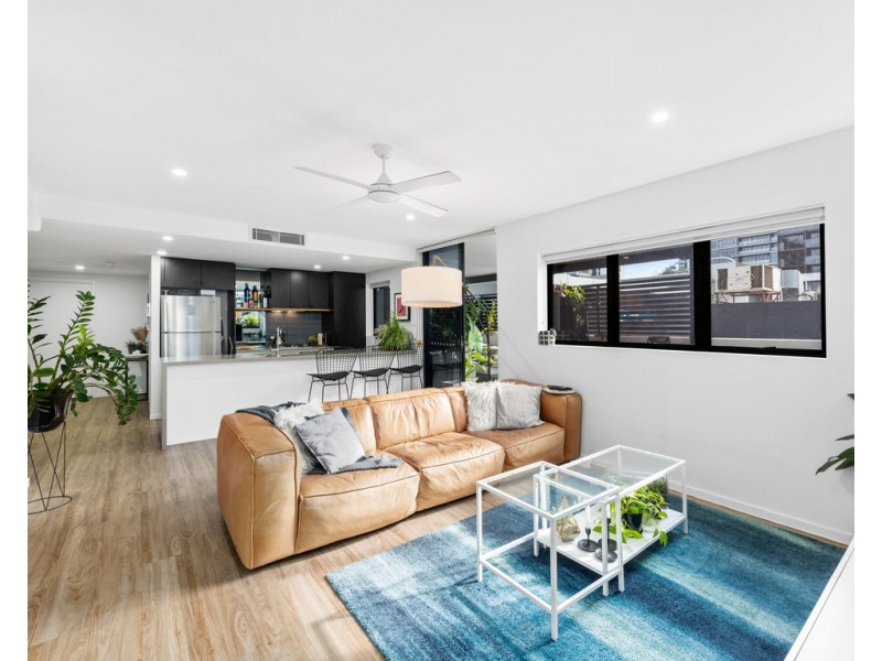 102/16 Masters Street, Newstead QLD 4006