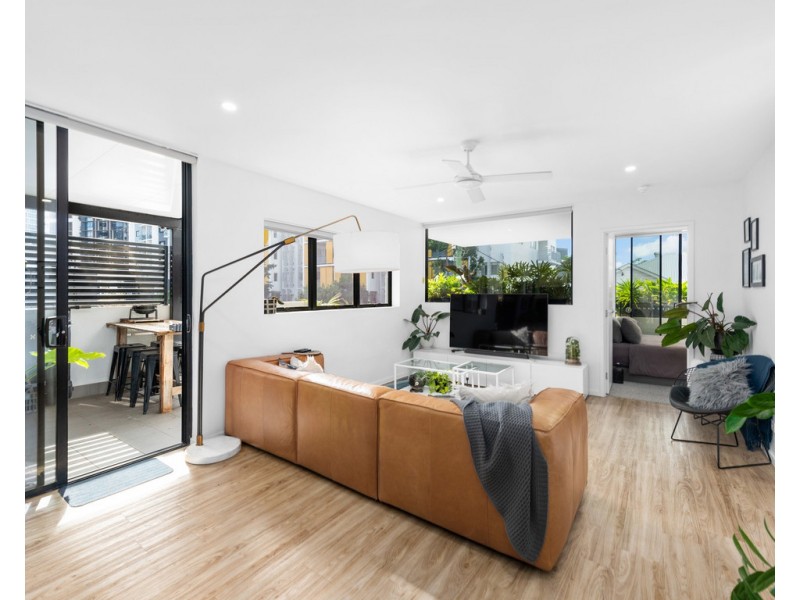 102/16 Masters Street, Newstead QLD 4006