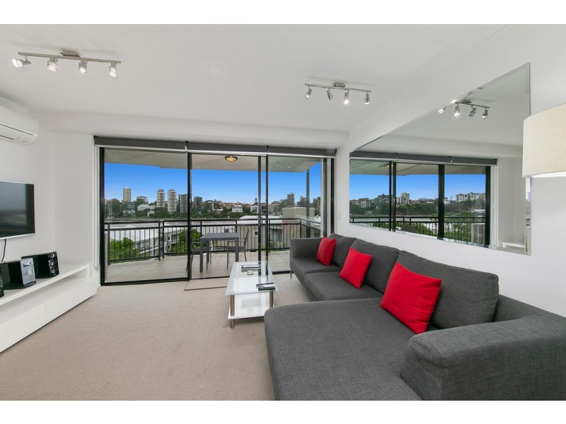 123/15 Goodwin Street, Kangaroo Point QLD 4169