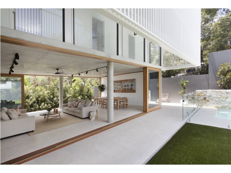 38 Eastment Street, Bardon QLD 4065