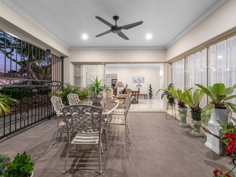 16 Gerald Street, Ascot QLD 4007