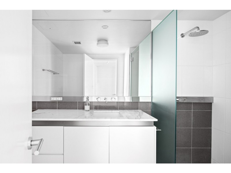 1442/22 Refinery Parade, New Farm QLD 4005