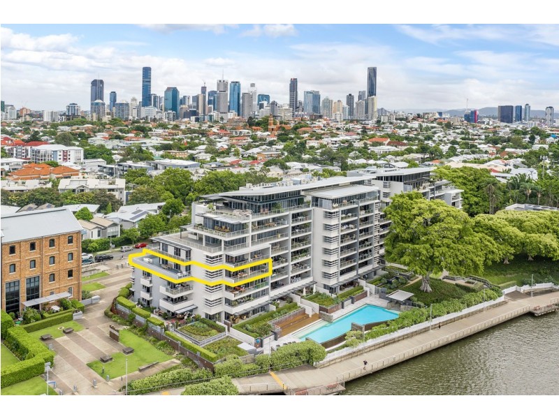 1442/22 Refinery Parade, New Farm QLD 4005