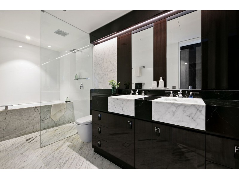 2/180 Dornoch Terrace, Highgate Hill QLD 4101