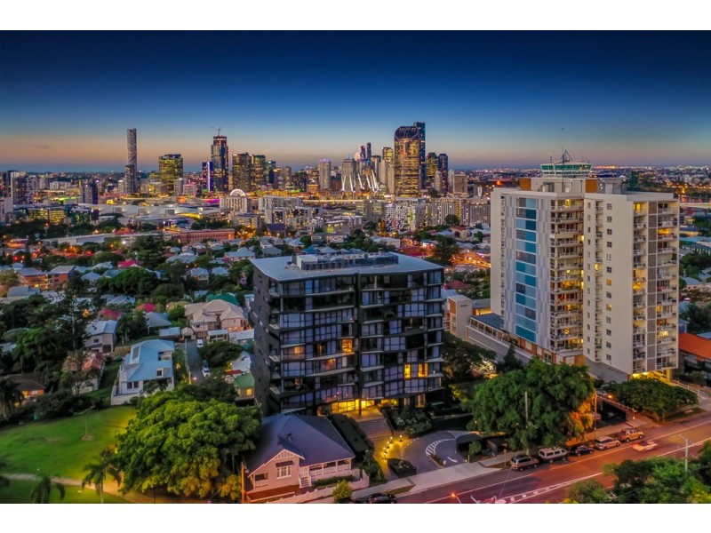 2/180 Dornoch Terrace, Highgate Hill QLD 4101