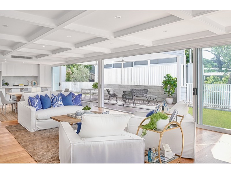 13 Rosewood Street, Bardon QLD 4065