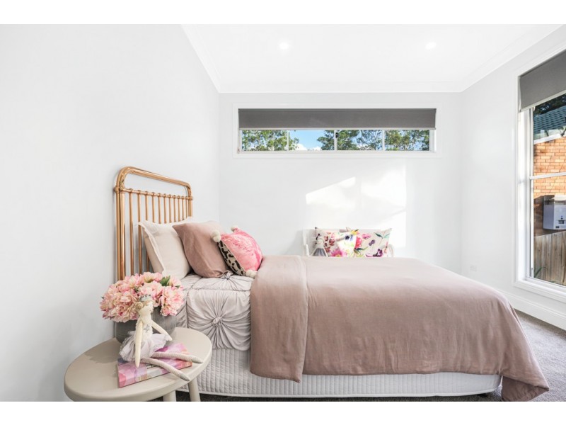 13 Rosewood Street, Bardon QLD 4065