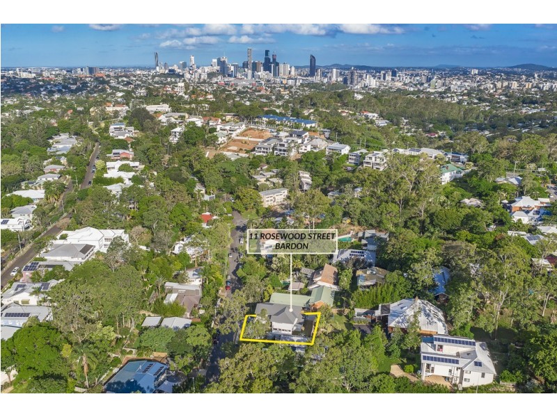 13 Rosewood Street, Bardon QLD 4065