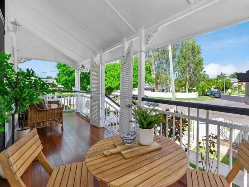 4 Owen Street, Wooloowin QLD 4030