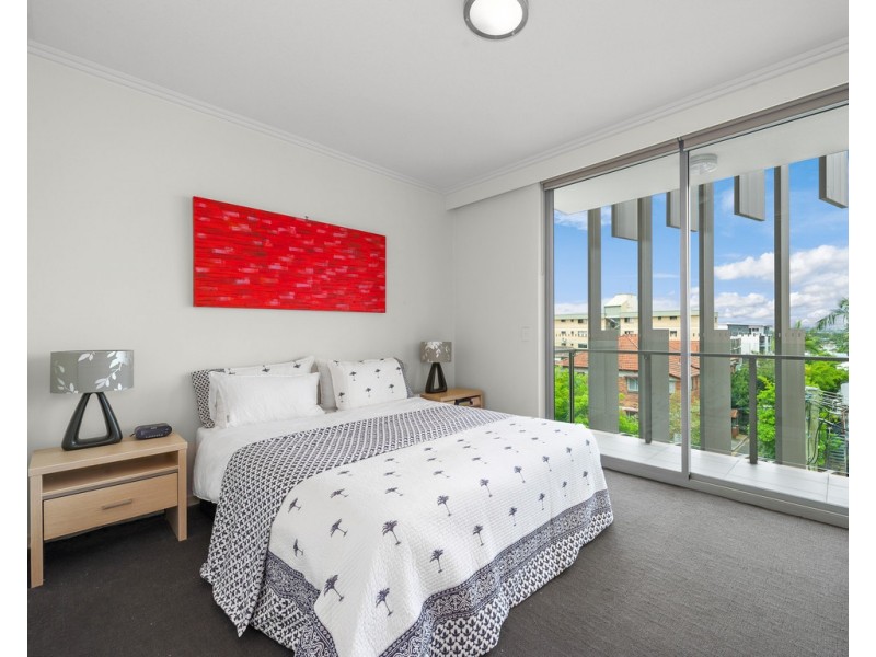 21/75 Barker Street, New Farm QLD 4005