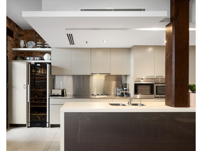 2133/32 Refinery Parade, New Farm QLD 4005