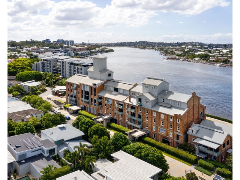 2133/32 Refinery Parade, New Farm QLD 4005