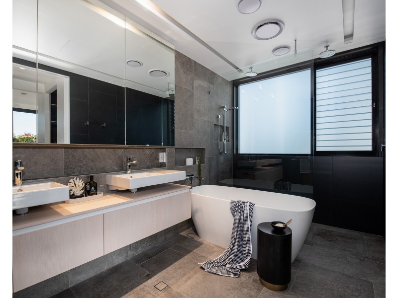 1/138 Dornoch Terrace, Highgate Hill QLD 4101