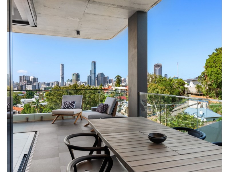 2/138 Dornoch Terrace, Highgate Hill QLD 4101