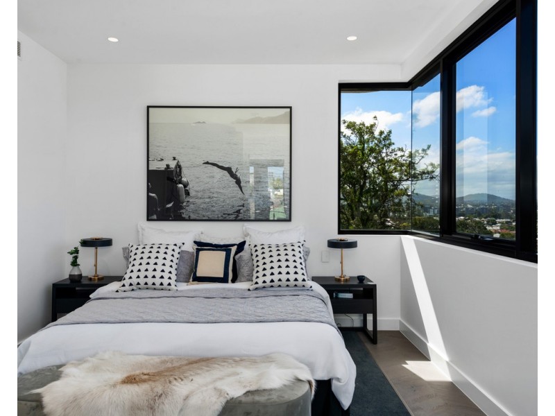 2/138 Dornoch Terrace, Highgate Hill QLD 4101