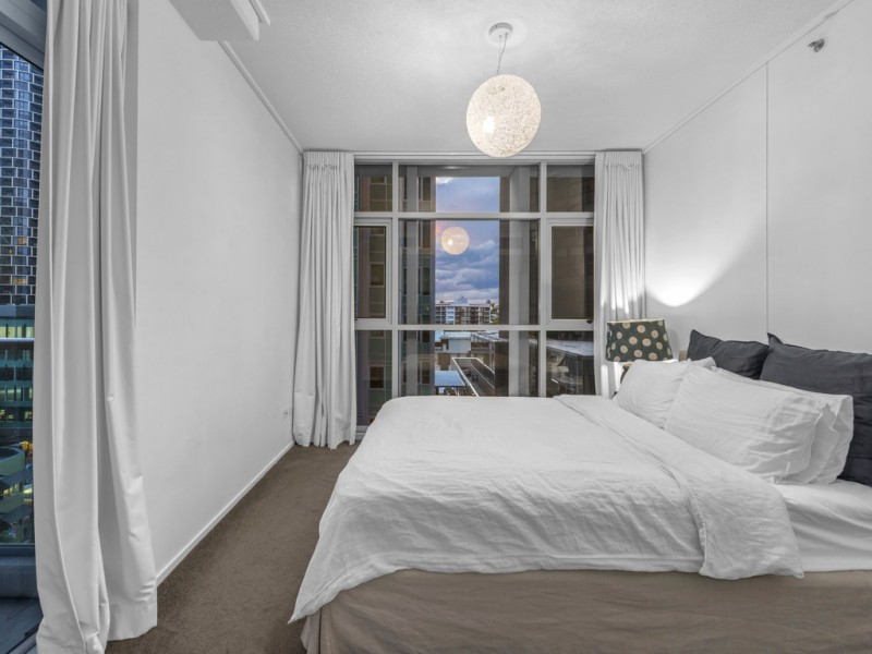 30 Macrossan Street, Brisbane City QLD 4000