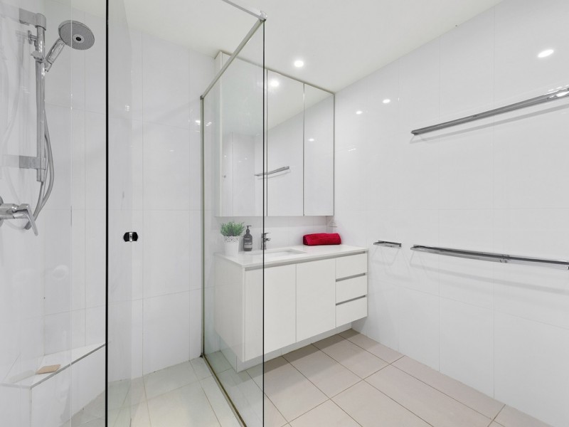 8/18 Helen Street, Teneriffe QLD 4005