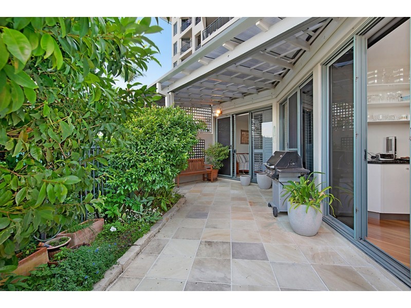 3/57 Newstead Terrace, Newstead QLD 4006